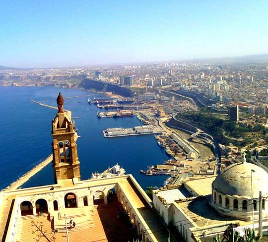 Fanzone.dz : 35 pages locales algériennes sur Facebook dépassent les 100 000 fans