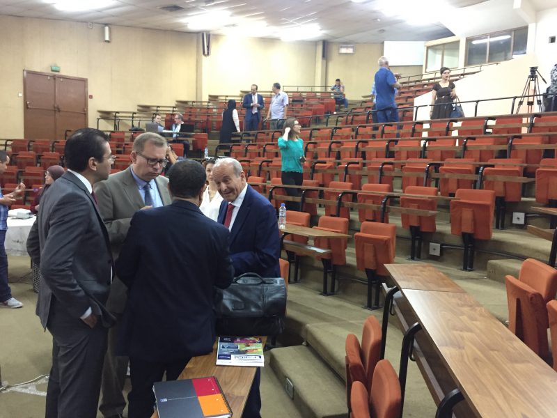 Issad Rebrab en marge d'une conférence