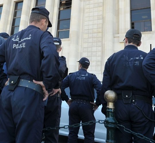 Des journalistes et plusieurs militants du Hirak interpellés à Alger