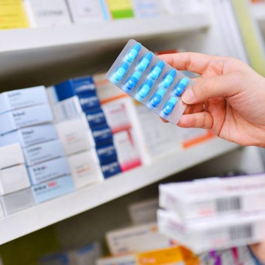 Importation de produits pharmaceutique : vers une ardoise moins salée pour l’Algérie en 2021