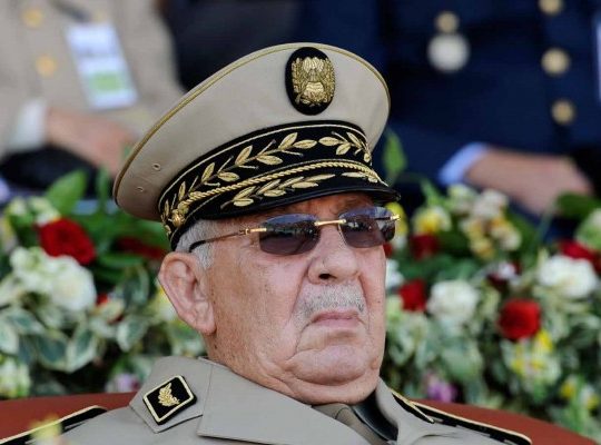 « L’armée continuera à accompagner le peuple avec tout ce que cela signifie » Ahmed Gaïd Salah