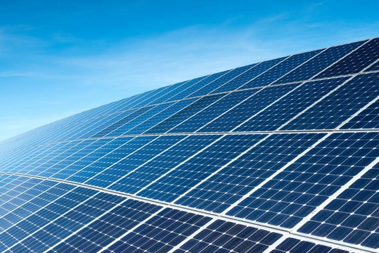 Production de 1.000 MW d&rsquo;énergie solaire à partir de début 2022 (Pr Chitour)