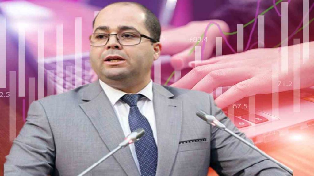 Vidéo/un employé de la poste interpelle le ministre : « vous n&rsquo;êtes pas l&rsquo;enfant du secteur »