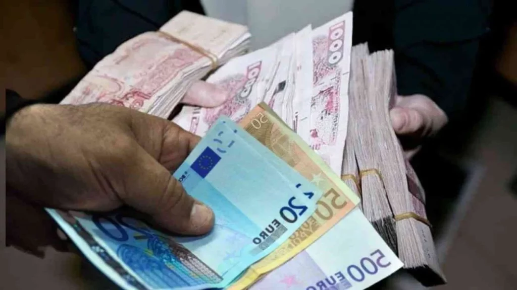 Algérie : L’euro et le dollar reculent sur le marché noir