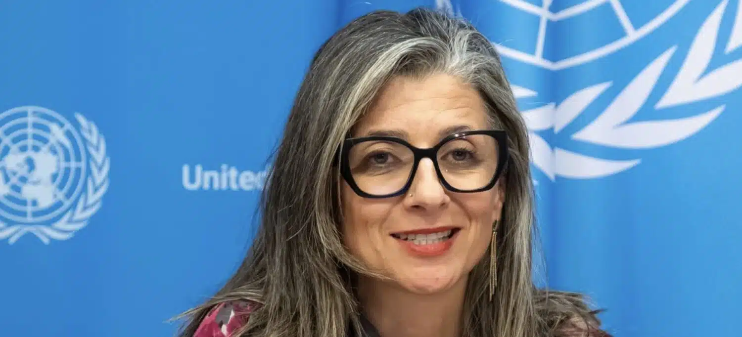 Francesca Albanese (dr): “ma fille est techniquement passible d’arrestation pour m’avoir offert un café”