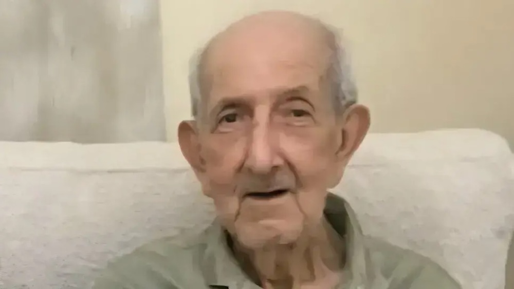 Boubekeur Hamidechi journaliste algérien Constantine chroniqueur presse.